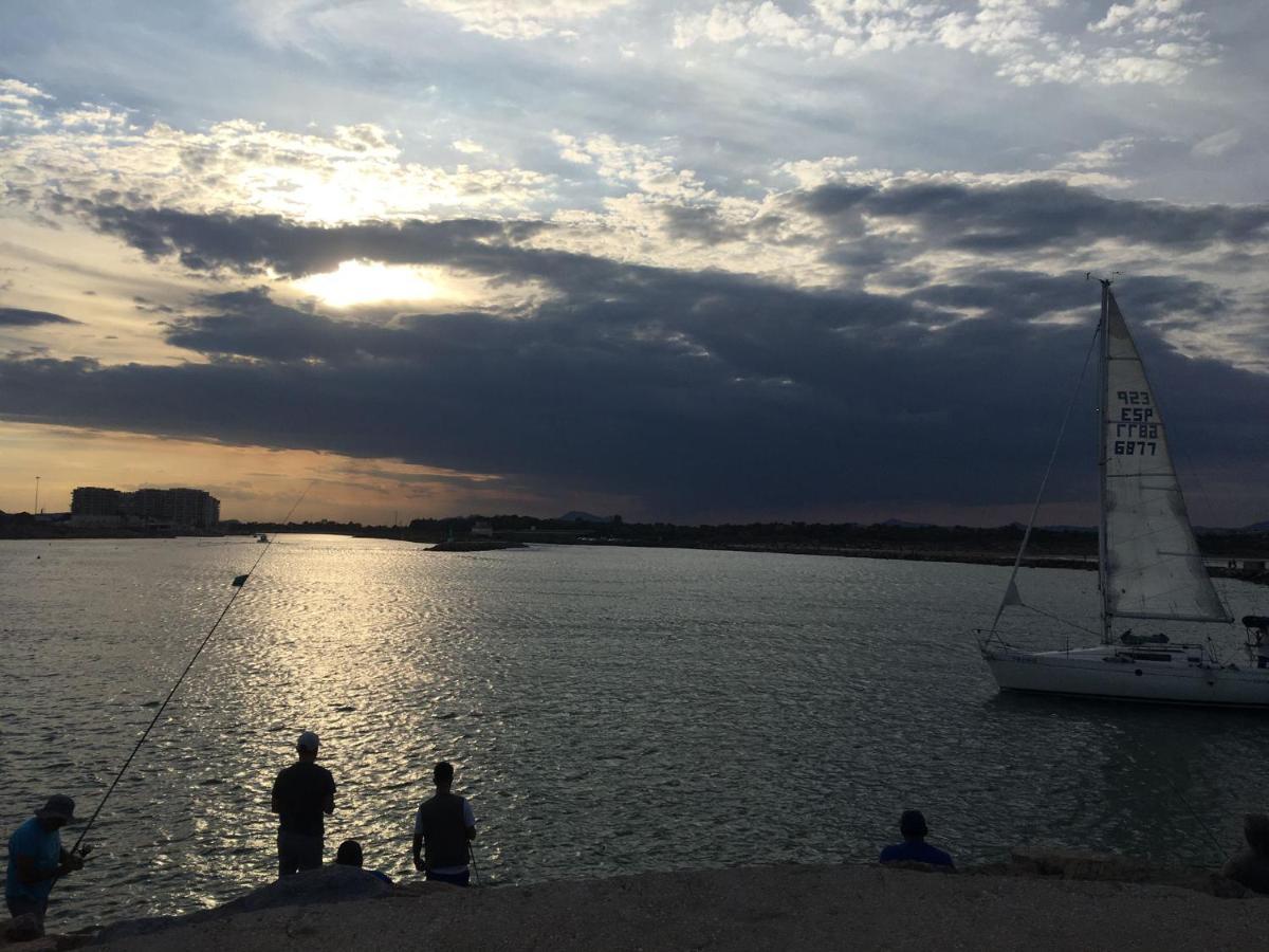 Pulau Playa Appartamento Guardamar del Segura Esterno foto